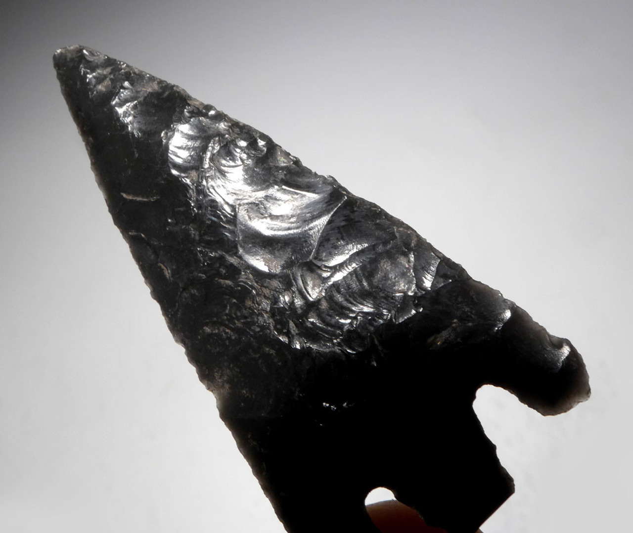 EXQUISITE AZTEC PRE-COLUMBIAN OBSIDIAN NOTCH BARBED ATLATL SPEARHEAD  * PC471