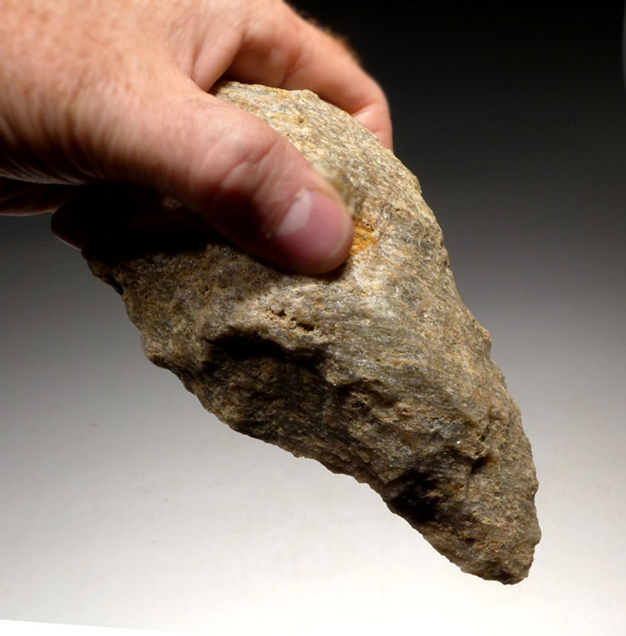 RARE EAST AFRICAN ACHEULEAN HANDAXE WITH FINGER GRIP IN RHYOLITE FROM FAMOUS SITE  *ACH200