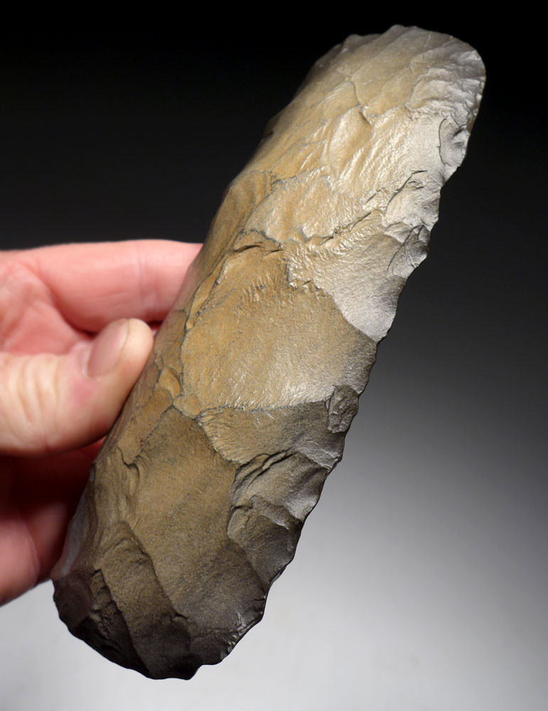 LARGE STUNNING GREEN JASPER NEOLITHIC PRESTIGE BATTLE AXE FROM THE
