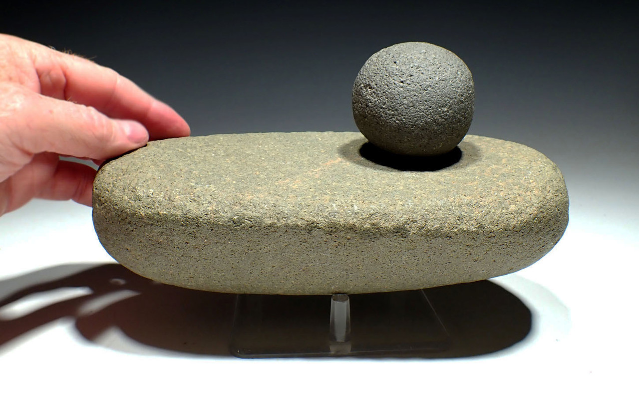 TENERIAN AFRICAN NEOLITHIC BASALT GRINDING MILL AND RUBBING STONE FROM THE "GREEN SAHARA"  *CAP428