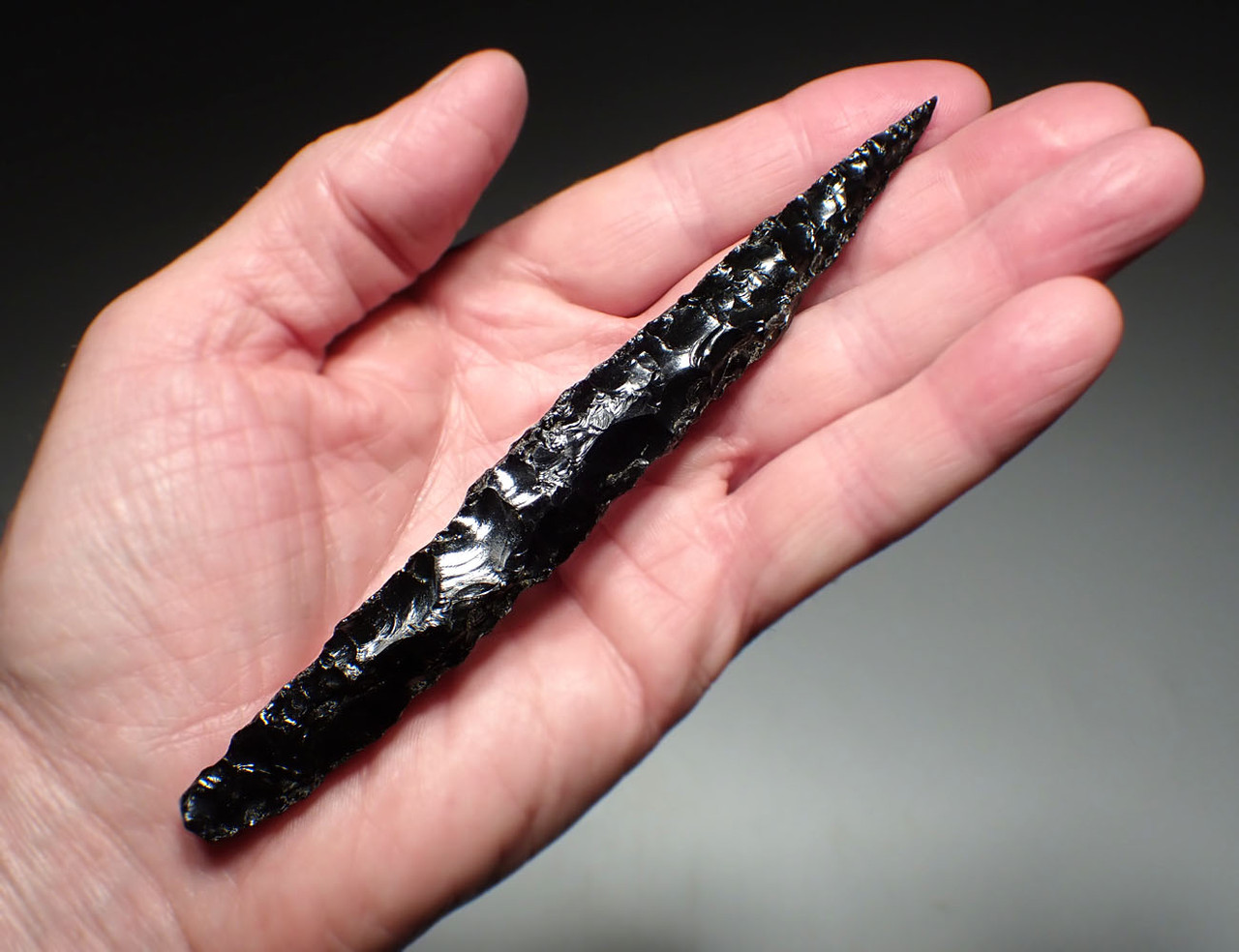 LARGE EXCEPTIONAL AZTEC BLOOD-LETTING OBSIDIAN PIERCER NEEDLE OF PRE-COLUMBIAN SACRIFICE RITUAL  *PC557