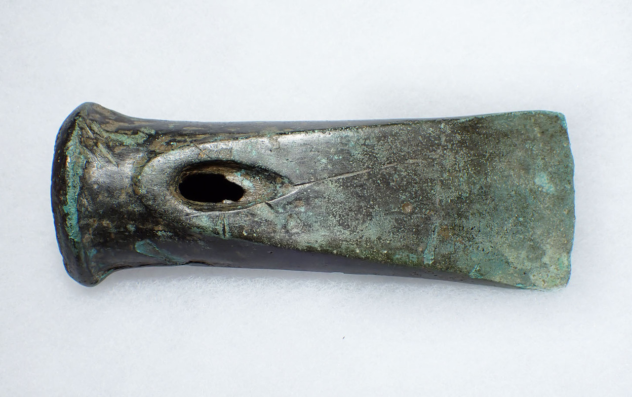 SUPERB LARGE ANCIENT BRONZE SOCKETED AXE FROM LATE BRONZE AGE