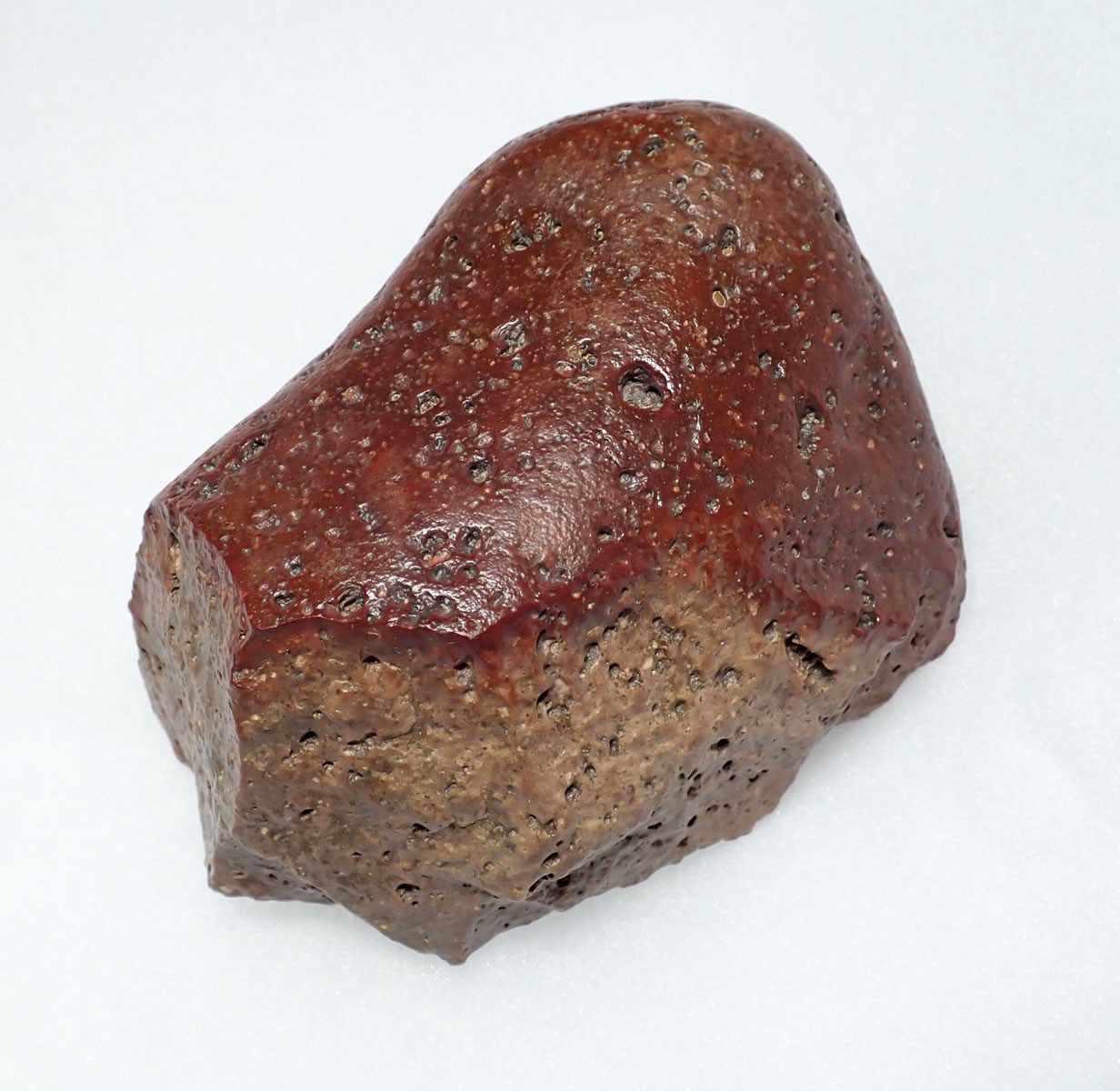 BEST OF THE COLLECTION MODE 1 RED VESICULAR BASALT OLDOWAN PEBBLE CHOPPER AXE FROM PREHISTORIC AFRICA   *PB213