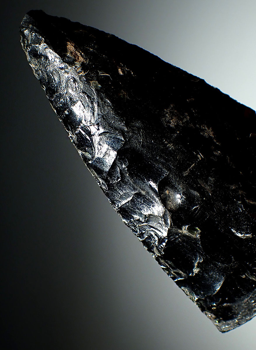 RARE PRE-COLUMBIAN AZTEC OBSIDIAN BLADE SPEAR TEPOZTOPILLI TIP