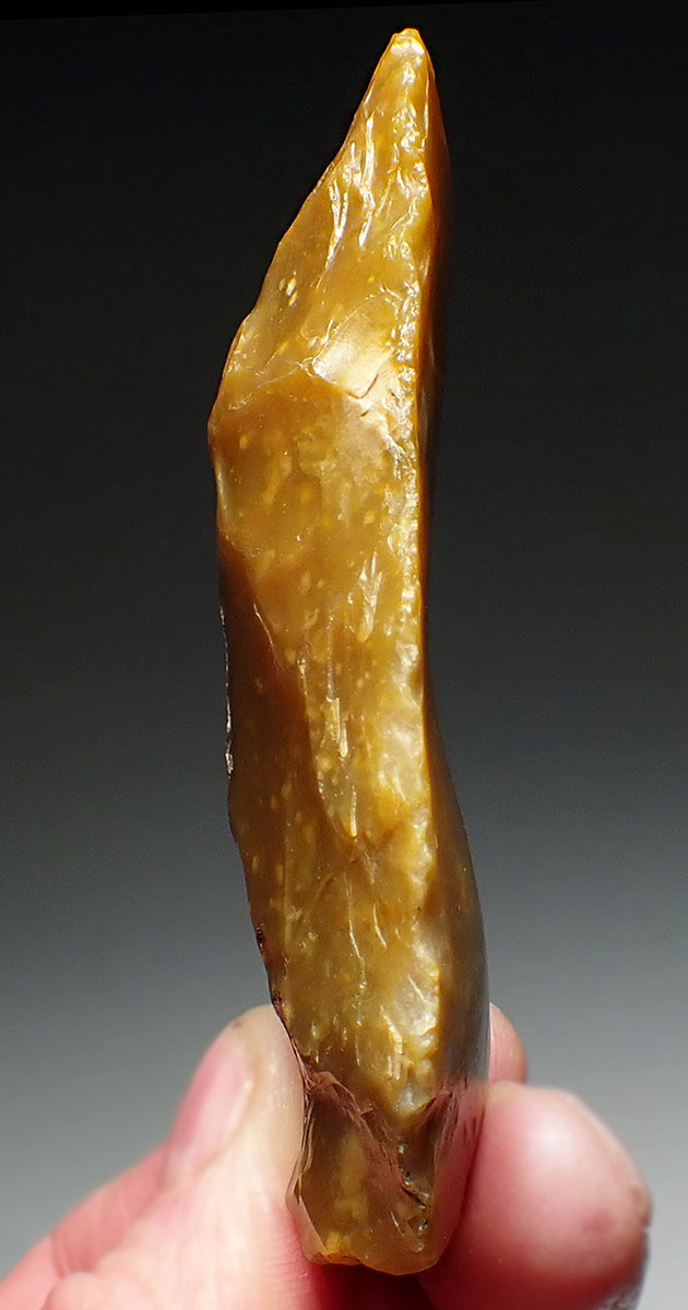 OUR LARGEST AND FINEST GOLDEN FLINT NEANDERTHAL SPEARHEAD MOUSTERIAN POINT FROM FRANCE  *M506