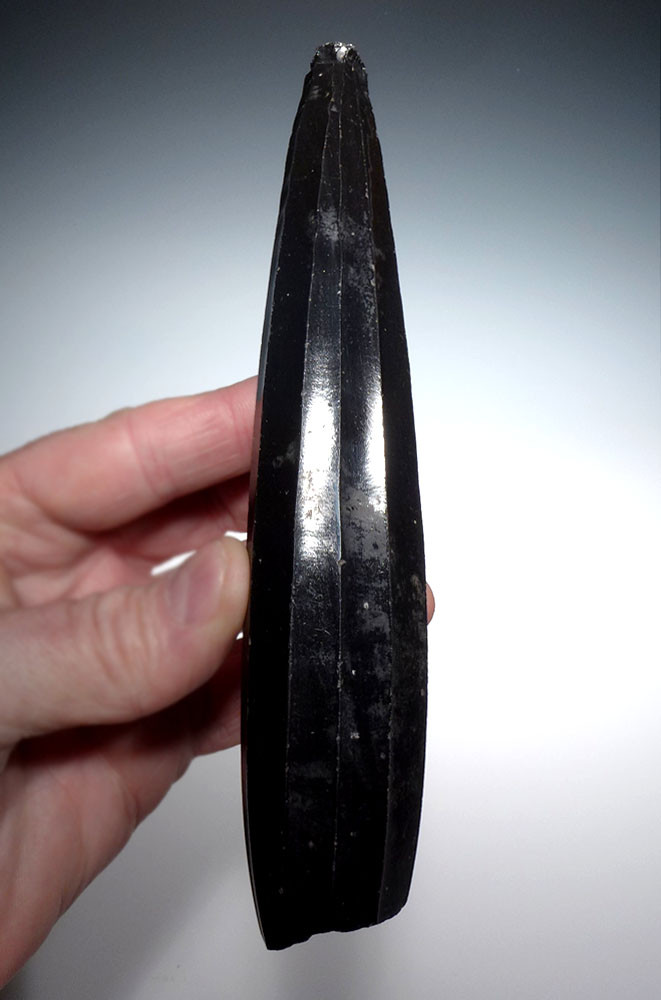 COMPLETE LARGE PRE-COLUMBIAN AZTEC OBSIDIAN PRISMATIC BLADE CORE