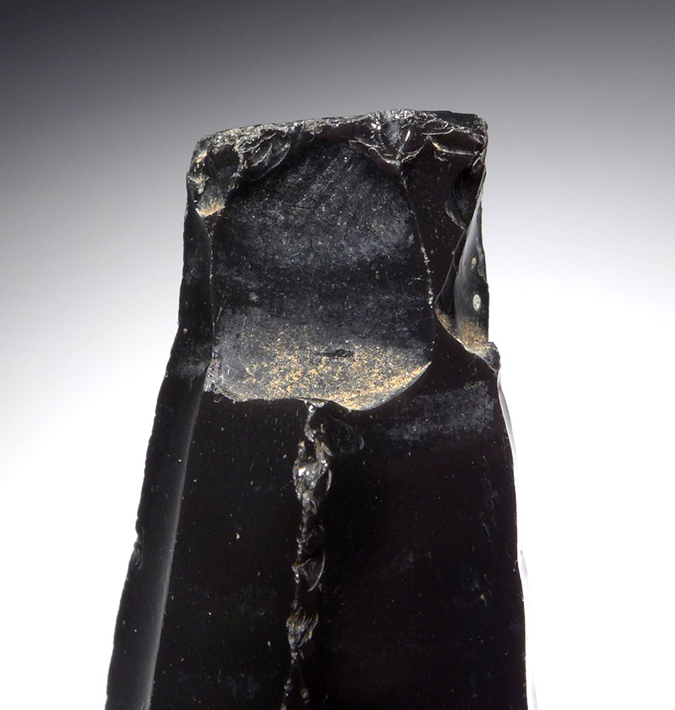 COMPLETE LARGE PRE-COLUMBIAN AZTEC OBSIDIAN PRISMATIC BLADE CORE