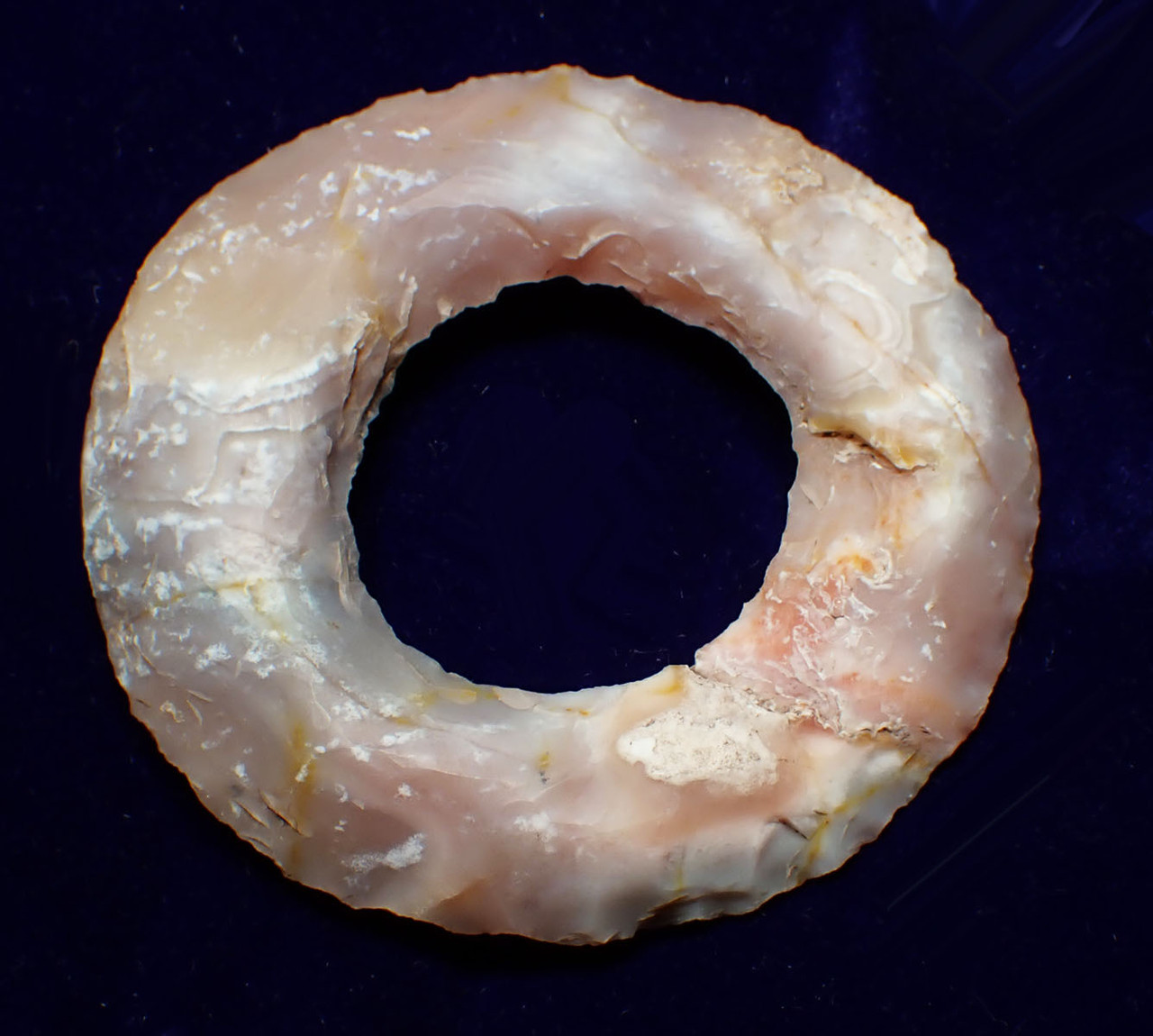 UNBROKEN MAYAN CHERT FLAKED SYMMETRICAL OPEN RING ECCENTRIC EFFIGY  *PC600