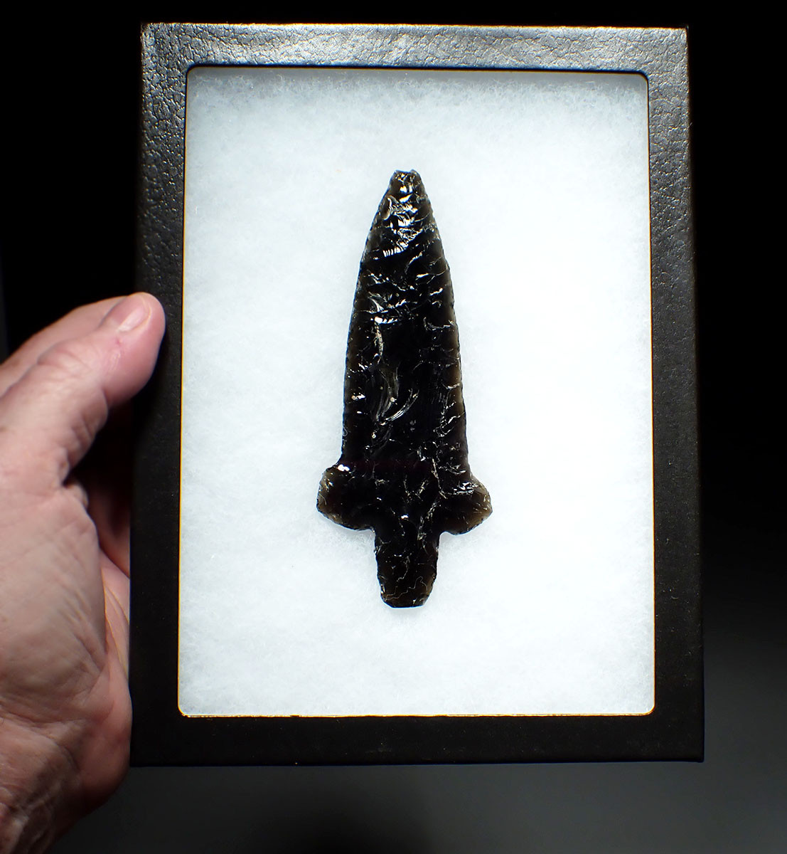 SPECTACULAR GREEN OBSIDIAN ROYAL PRESTIGE SPEARHEAD FROM THE ANCIENT PRE-COLUMBIAN TEOTIHUACAN EMPIRE  *PC613