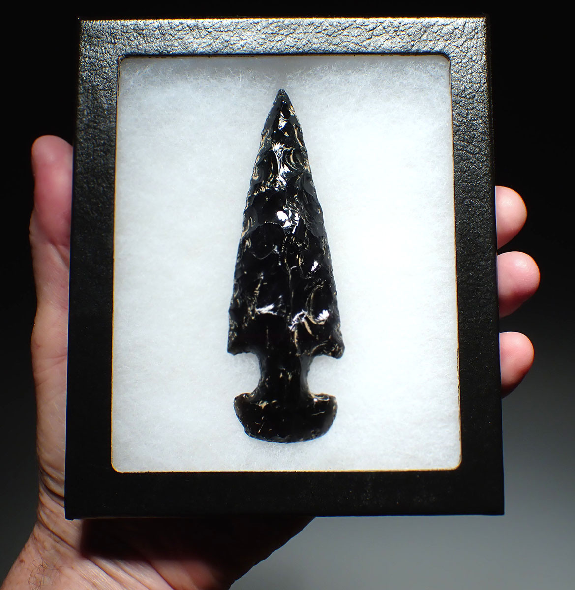 LARGE MAYAN PRE-COLUMBIAN OBSIDIAN FLARED CONVEX BASE PRESTIGE SPEARHEAD  *PC608