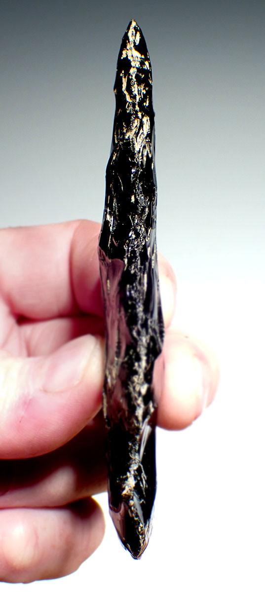 LARGE MAYAN PRE-COLUMBIAN OBSIDIAN FLARED CONVEX BASE PRESTIGE SPEARHEAD  *PC608