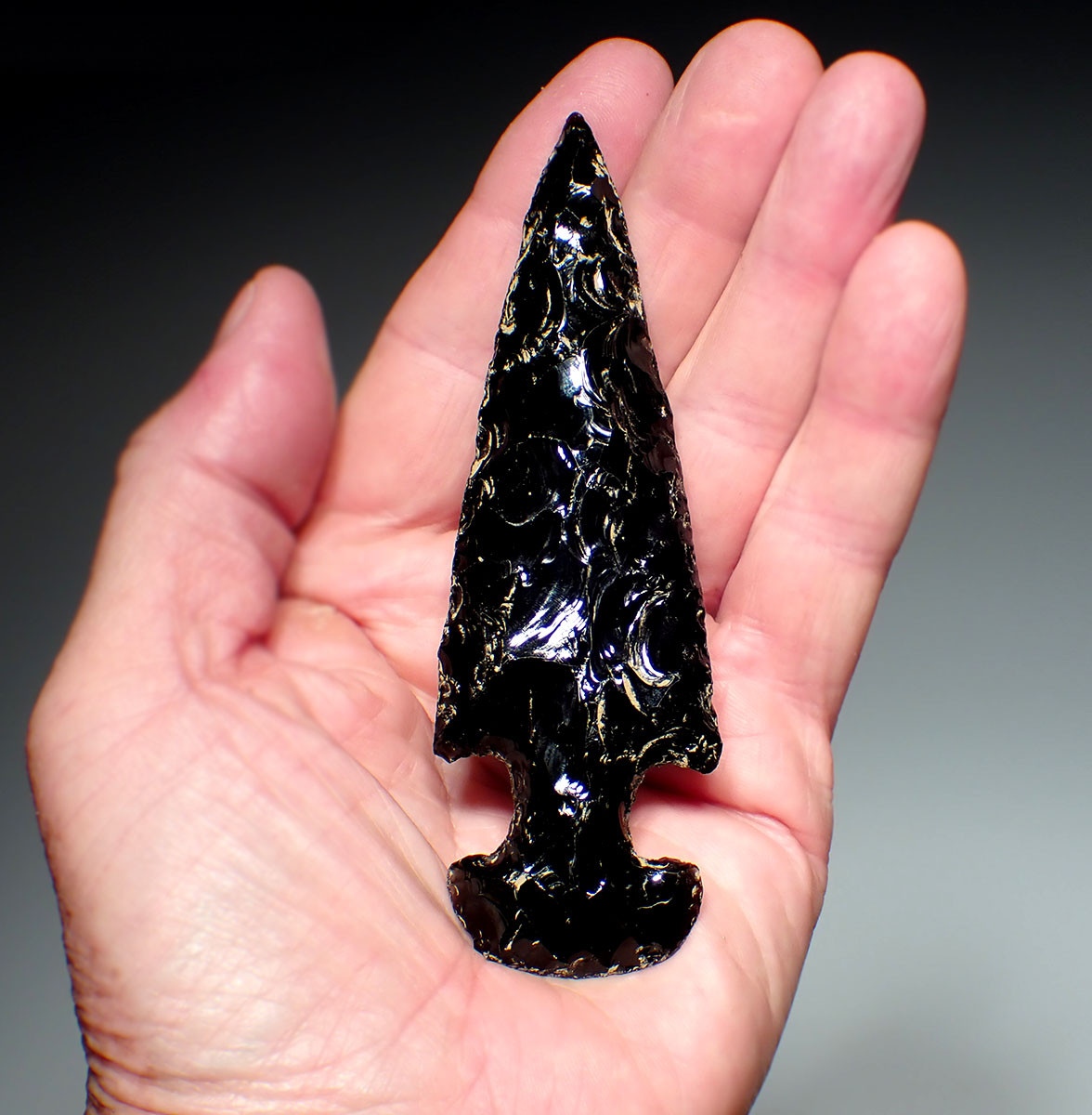 LARGE MAYAN PRE-COLUMBIAN OBSIDIAN FLARED CONVEX BASE PRESTIGE SPEARHEAD  *PC608