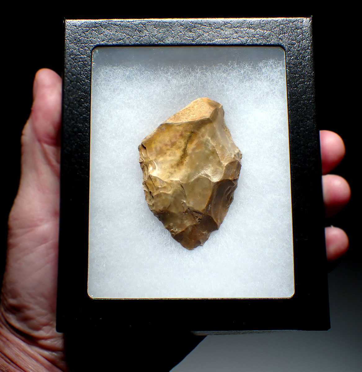 SUPERB NEANDERTHAL MOUSTERIAN MTA FLINT BIFACE HAND AXE FROM