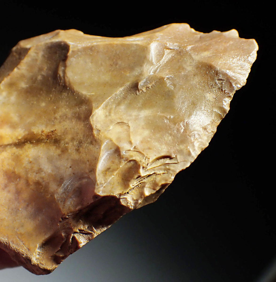 SUPERB NEANDERTHAL MOUSTERIAN MTA FLINT BIFACE HAND AXE FROM
