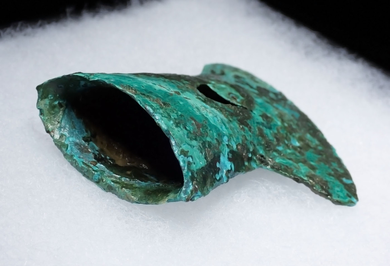 EXCELLENT ANCIENT LAC VIET BRONZE WAR AXE FROM THE SOUTHEAST ASIA DONG SON CULTURE  *SEA26