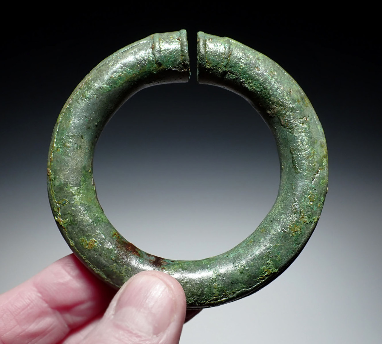 BEAUTIFULLY UNIQUE ANCIENT BRONZE HOLLOW "NIPPLE" BANGLE BRACELET FROM THE SOUTHEAST ASIA DONG SON CULTURE  *SEA19