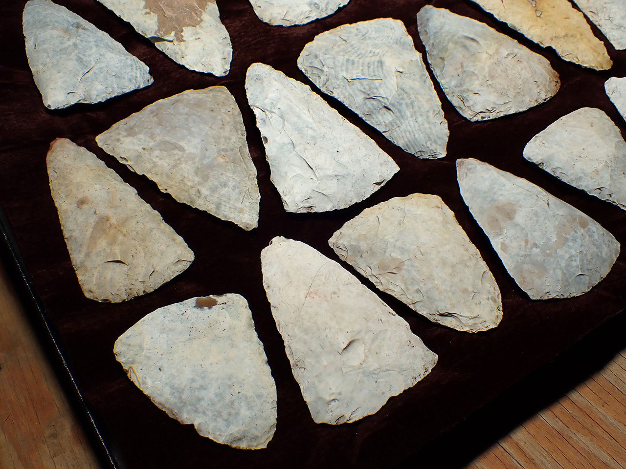 MUSEUM-CLASS MAYAN COMPLETE ORIGINAL CEREMONIAL FLAKED STONE WAR AXE HOARD OFFERING SET  *PC622