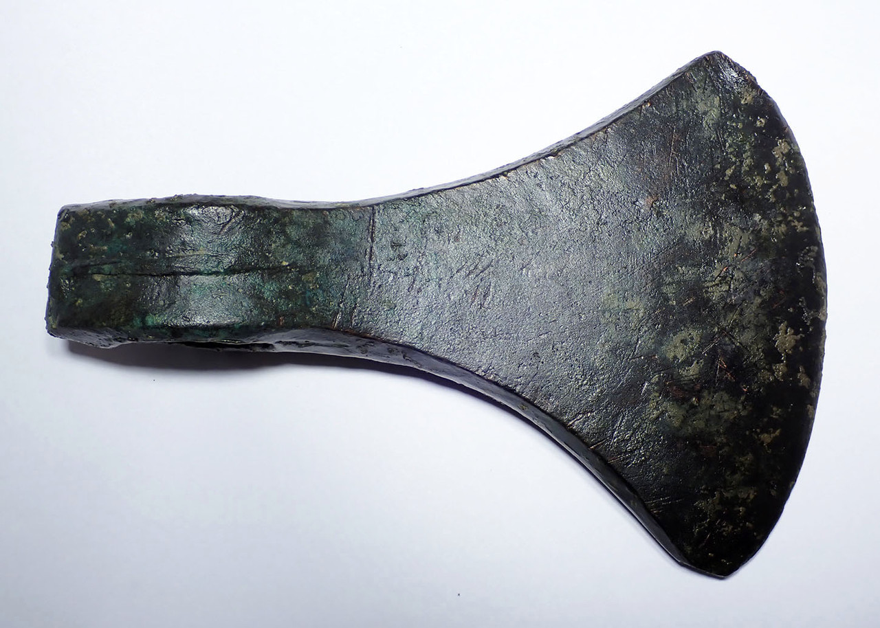LARGE ANCIENT BRONZE TWO-HANDED HEAVY SHOCK INFANTRY WAR AXE FROM THE NEAR EAST  *LUR415