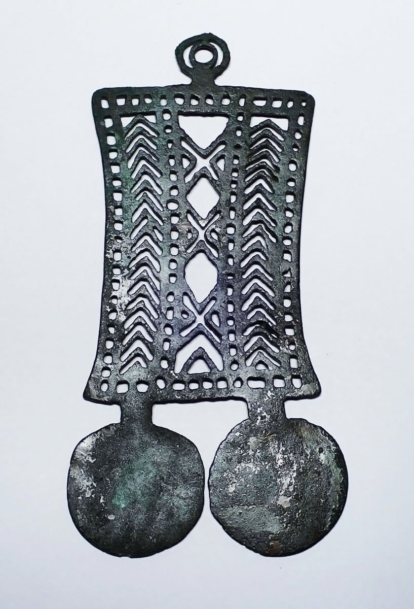 EXTREMELY RARE SAKA SCYTHIAN ANCIENT HORSEBACK NOMAD BRONZE TRIBAL CLAN BADGE PENDANT OF THE NEAR EAST  *LUR421