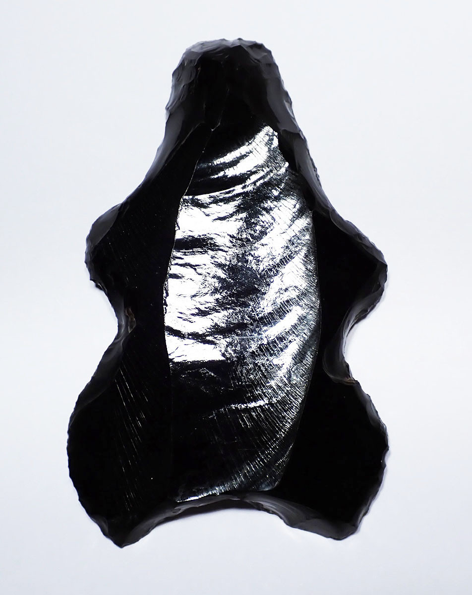 EXTREMELY RARE MAYAN PRE-COLUMBIAN LARGE OBSIDIAN HUMAN SACRIFICE CEREMONIAL ECCENTRIC EFFIGY FIGURE FROM A CENOTE  *PC647