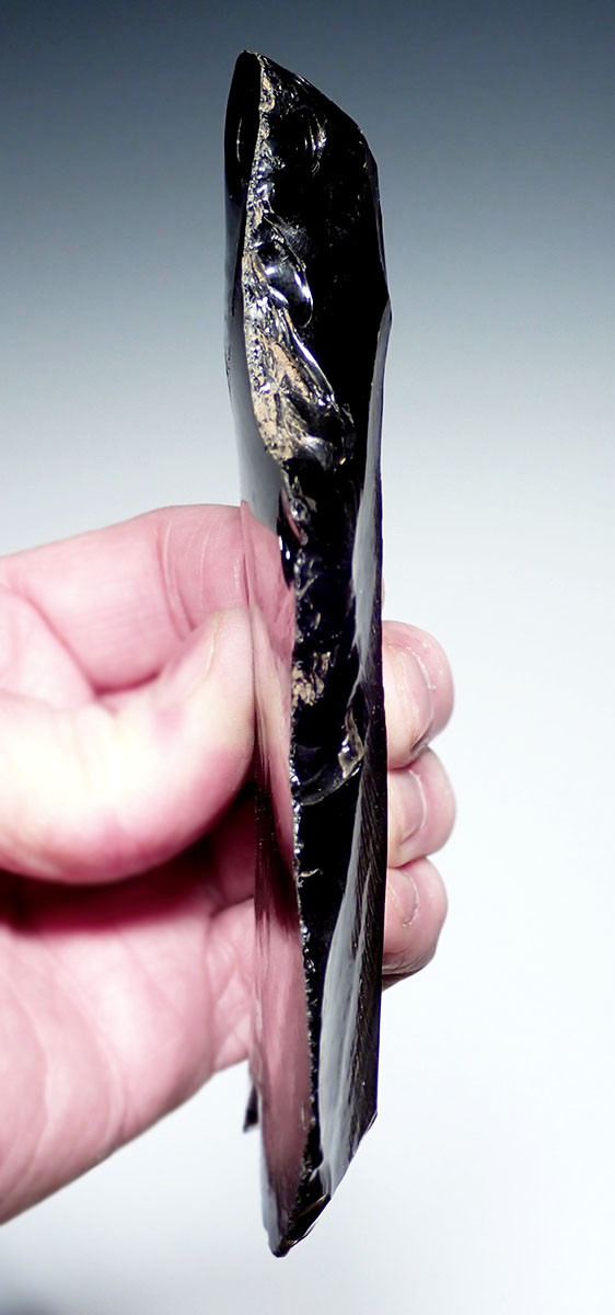 EXTREMELY RARE MAYAN PRE-COLUMBIAN LARGE OBSIDIAN HUMAN SACRIFICE CEREMONIAL ECCENTRIC EFFIGY FIGURE FROM A CENOTE  *PC647