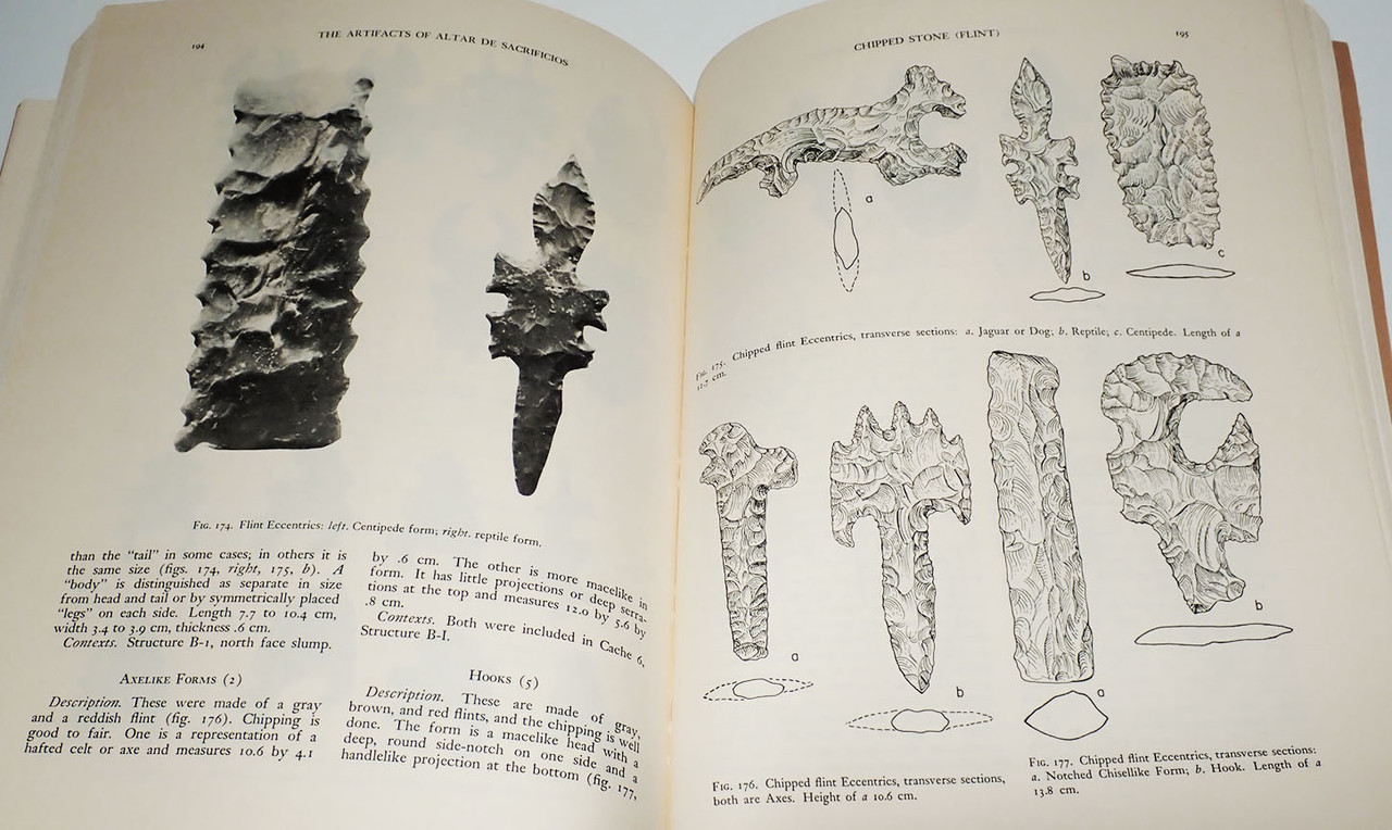 THE ARTIFACTS OF ALTAR DE SACRIFICIOS - MAYAN ARTIFACT BOOK  *BK56