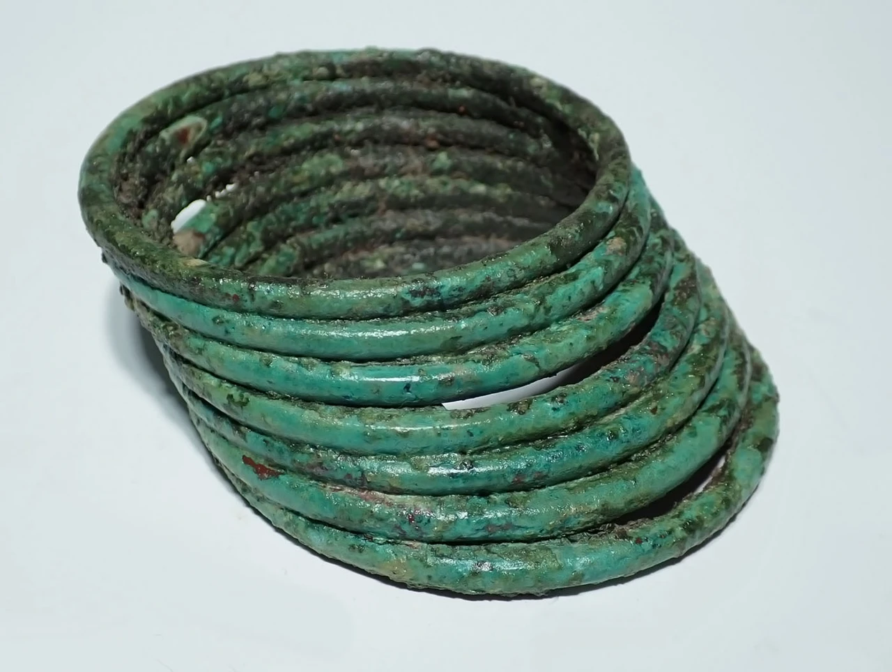 3000 YEAR OLD DONG SON CULTURE RITUAL OFFERING OF 7 BRONZE BRACELETS ENCRUSTED IN THEIR ORIGINAL POSITION FROM SOUTHEAST ASIA  *SEA31