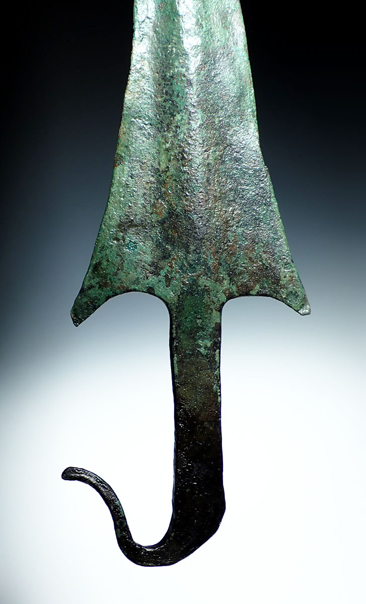 FUNCTIONAL ANCIENT LURISTAN BRONZE BARBED SWORD FROM THE NEAR EAST WITH EVIDENCE OF COMBAT USE  *LUR426