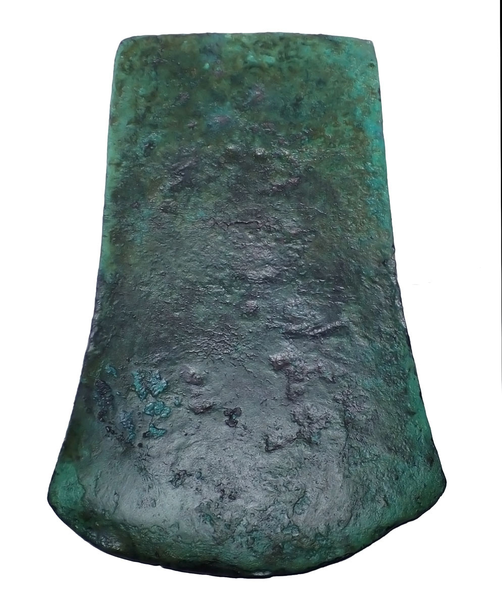 RARE MASSIVE ANCIENT COPPER CULTIC RITUAL FLAT AXE FROM THE COPPER HOARD CULTURE OF THE LATE HARAPPAN PERIOD  *LUR441