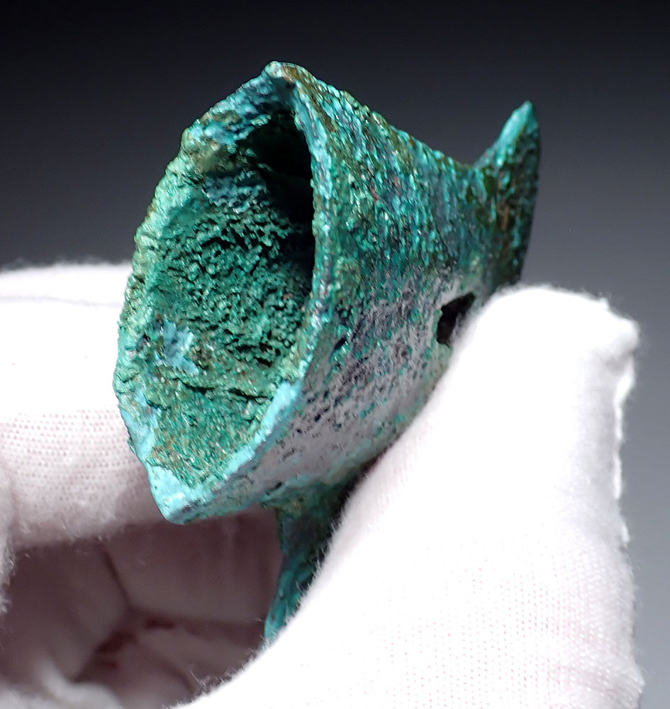 CHOICE COLORFUL ANCIENT LAC VIET BRONZE WAR AXE FROM THE SOUTHEAST ASIA DONG SON CULTURE  *SEA43