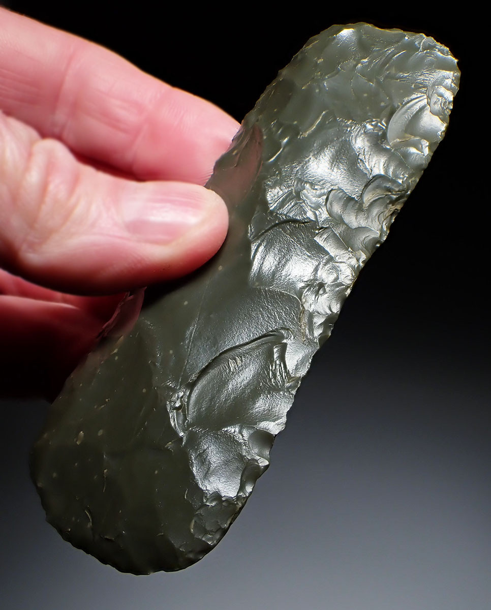 GREEN JASPER CELT WAR AXE FROM THE TENERIAN AFRICAN NEOLITHIC PEOPLE OF THE GREEN SAHARA  *CAP453