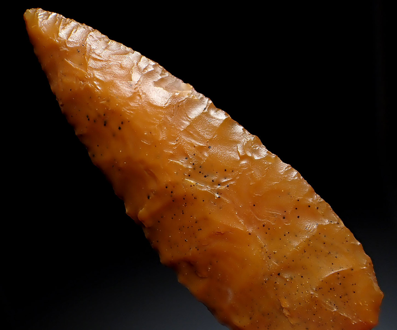 BEST OF THE LIFETIME COLLECTION - LARGE RARE TENERIAN NEOLITHIC GOLD JASPER PRESTIGE ARROWHEAD  *CAP452