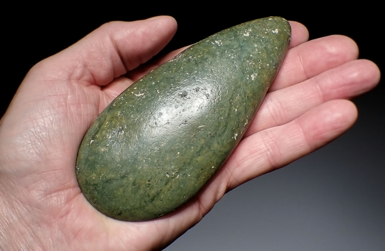 EXCEPTIONAL PRE-COLUMBIAN MAYAN POLISHED COLORFUL GREEN SERPENTINE STONE CELT WAR AXE  *PC656