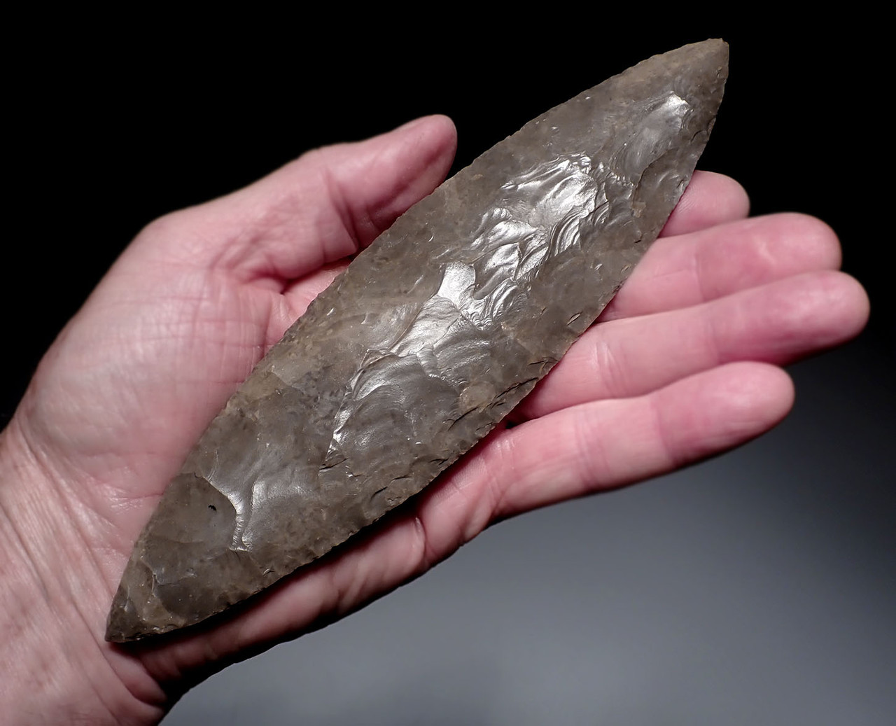 SUPERIOR PRE-COLUMBIAN MAYAN BIFACIAL SILVER FLINT RITUAL KNIFE LEAF BLADE DAGGER FOR SACRIFICE   *PC658