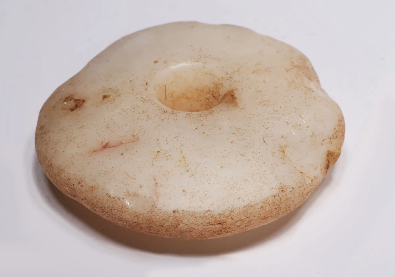 QUARTZ STONE DRILLED DISK TALISMAN BEAD PENDANT FROM THE NEOLITHIC OF CAPSIAN TRADITION OF NW AFRICA  *CAP462