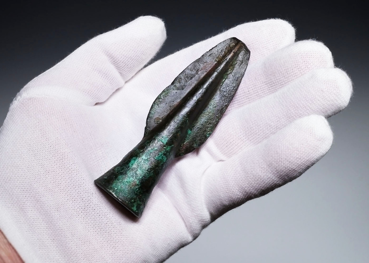 ANCIENT BACTRIAN BRONZE SOCKETED THROWING JAVELIN SPEARHEAD WITH EVIDENCE OF COMBAT USE AND ANCIENT WOOD TRACES  *LUR466