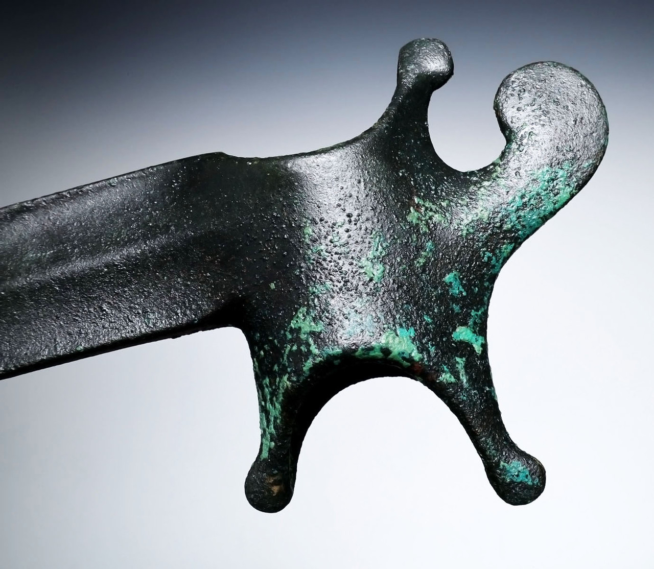 ELEGANT FUNCTIONAL ANCIENT BRONZE LURISTAN BREAKER WAR AXE PRESTIGE WEAPON  *LUR469