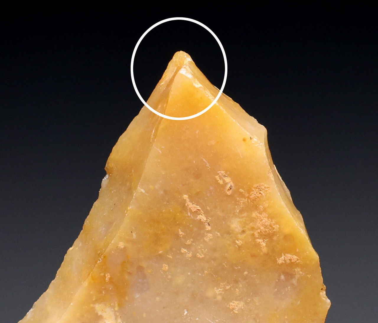 GOLDEN FLINT NEANDERTHAL MOUSTERIAN FLINT BURIN GRAVER FLAKE ART-MAKING TOOL FROM FAMOUS MIDDLE PALEOLITHIC SITE IN FRANCE  *M541