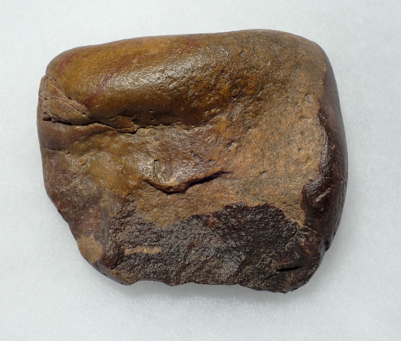 EXCEPTIONAL HOMO ERGASTER ERECTUS BI-COLORED MODE 1 BASALT AFRICAN OLDOWAN PEBBLE CHOPPER AXE WITH INTELLIGENT DESIGN GRIP  *PB215