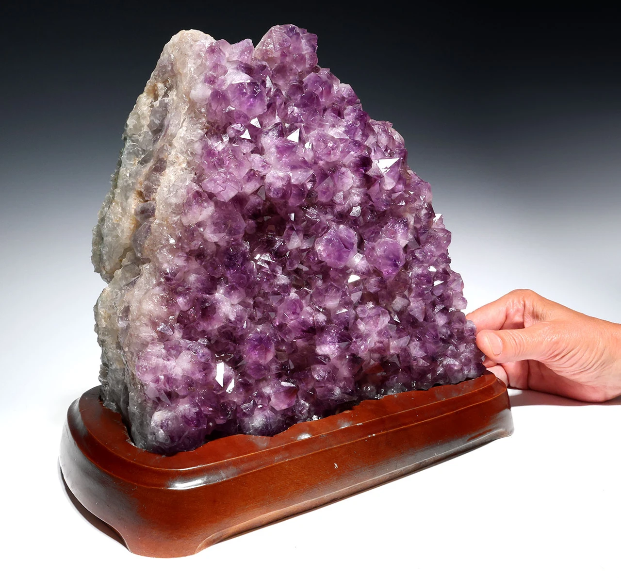 AAA GRADE FINEST LARGE GEM AMETHYST CLUSTER CRYSTAL LAMP WITH LED LIGHT 16 LBS  / 7.3 KG  *L2