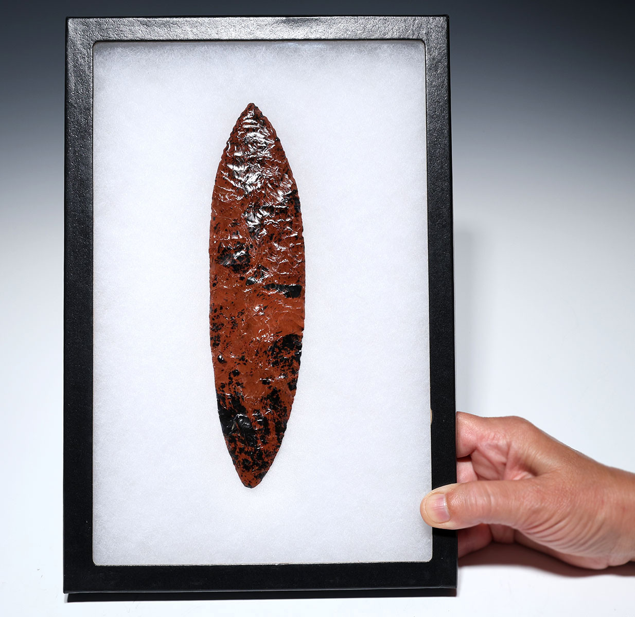 LARGE RED MAHOGANY OBSIDIAN INVESTMENT-CLASS MAYAN PRE-COLUMBIAN BIFACIAL KNIFE DAGGER BLADE FOR HEART-REMOVAL SACRIFICE  *PC669