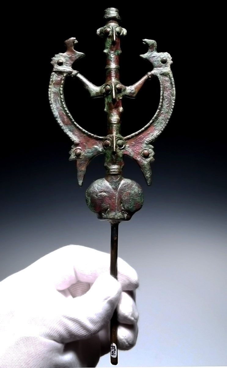 EXTRAORDINARY LARGE ANCIENT BRONZE 'MASTER OF ANIMALS' FIGURAL IDOL FINIAL FROM NEAR EAST LURISTAN  *LUR472