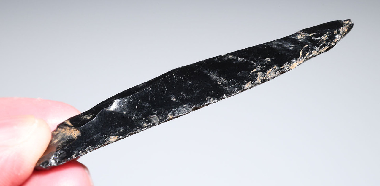 UNBROKEN AZTEC PRE-COLUMBIAN OBSIDIAN PRISMATIC BLADE WITH USE WEAR FOR RITUAL BLOOD-LETTING SACRIFICE  *PC677