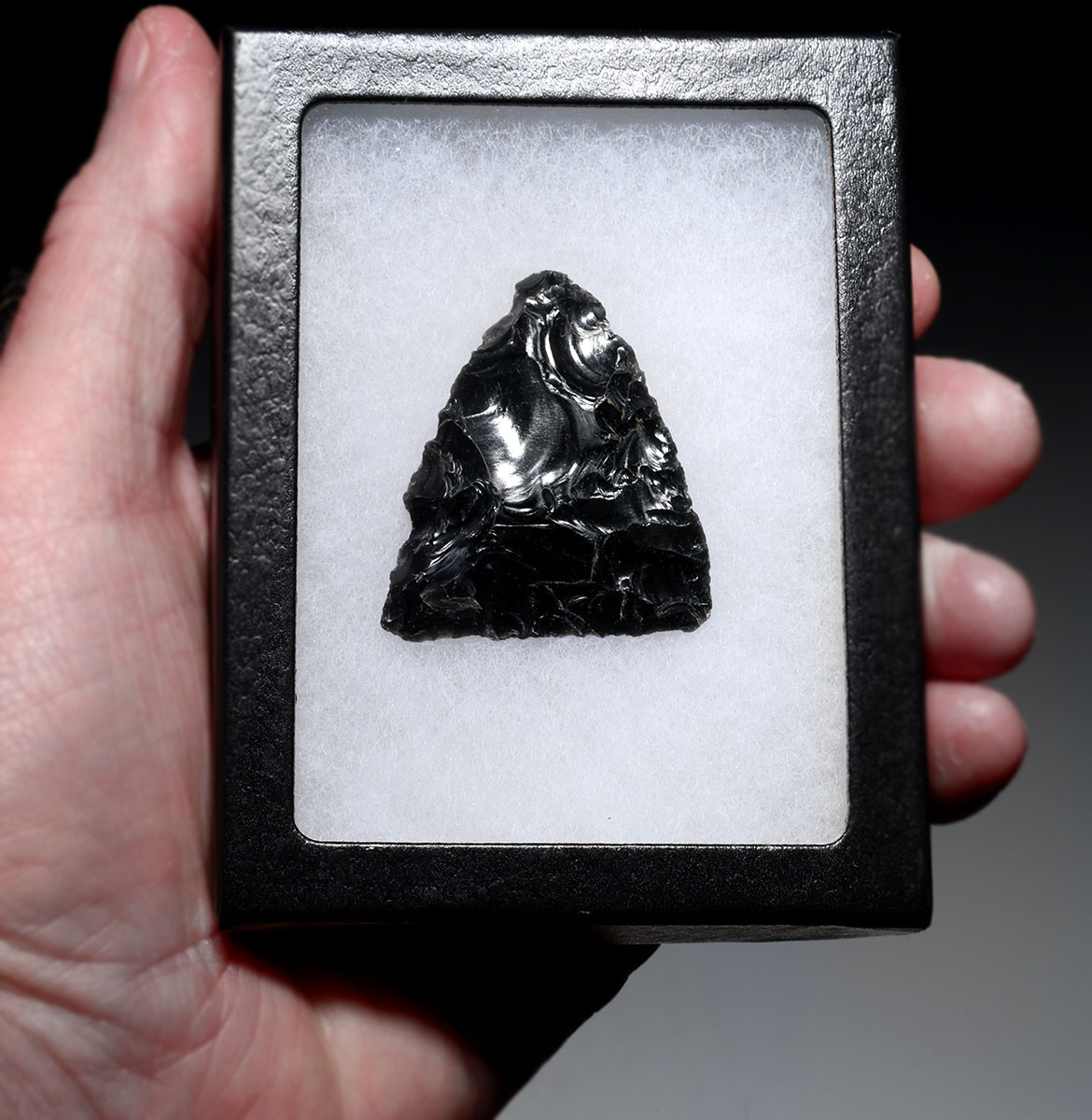 EXTREMELY RARE LARGE NAZCA HEADHUNTER PRE-COLUMBIAN OBSIDIAN ATLATL TRANSVERSE "BLEEDING" ARROWHEAD DART FROM THE MAKERS OF THE MYSTERIOUS NAZCA LINES  *PC690
