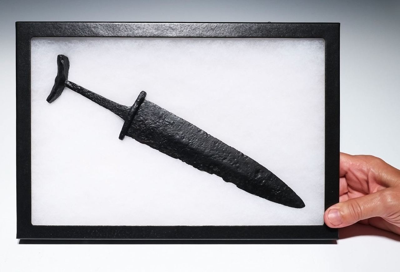 EXTREMELY RARE ANCIENT EARLY SARMATIAN IRON HANDLED DAGGER FROM A SCYTHIAN NOMAD HORSEBACK WARRIOR  *R350
