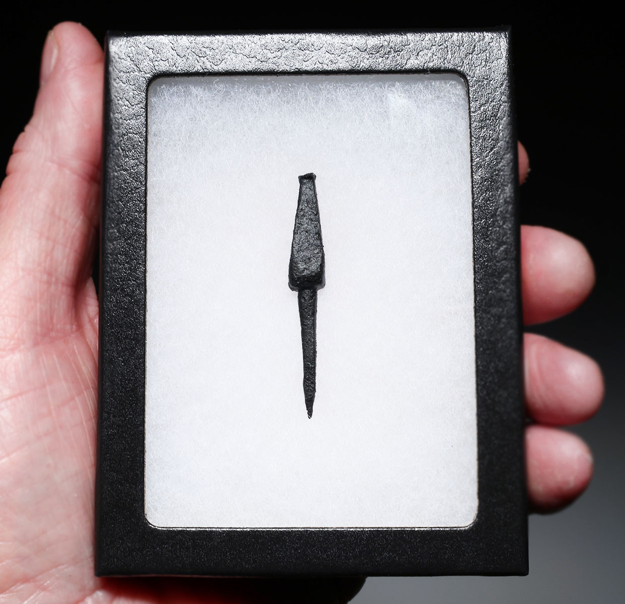 MONGOL EMPIRE ARMOR-PIERCING IRON ARROWHEAD FROM THE EUROPEAN INVASION WITH EVIDENCE OF USE  *R351