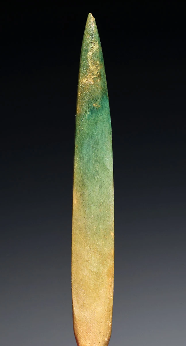BEST OF THE COLLECTION RARE GREEN STAINED ANCIENT SARMATIAN BONE ARROWHEAD FROM AN EASTERN SCYTHIAN NOMAD HORSEBACK WARRIOR  *LUR482