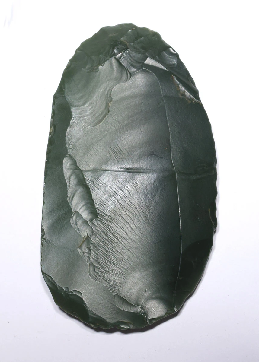 EXCEPTIONAL TENERIAN AFRICAN NEOLITHIC GREEN JASPER OVATE DISCOIDAL SCRAPER FROM THE PEOPLE OF THE GREEN SAHARA  *CAP496
