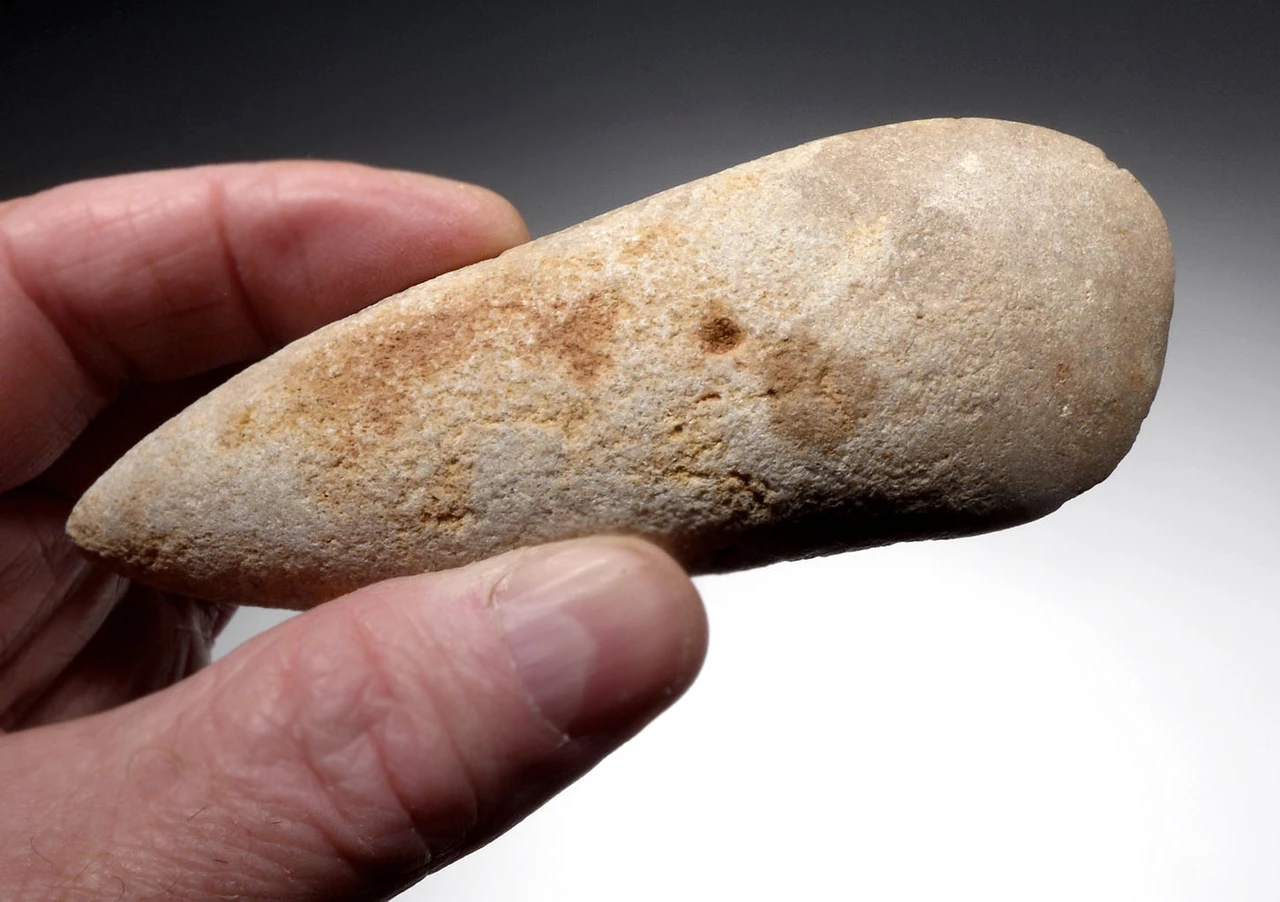 GROUND STONE CELT WAR AXE OF THE CAPSIAN AFRICAN NEOLITHIC  *CAP364