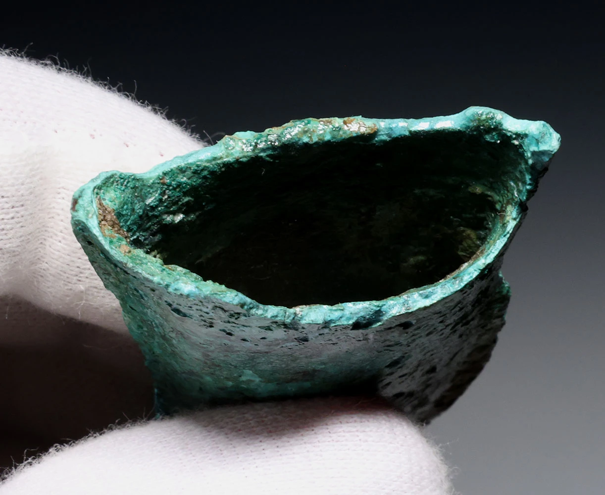 UNUSUAL ANCIENT LAC VIET BRONZE ARMOR- PIERCING WAR AXE FROM THE SOUTHEAST ASIA DONG SON CULTURE  *SEA53